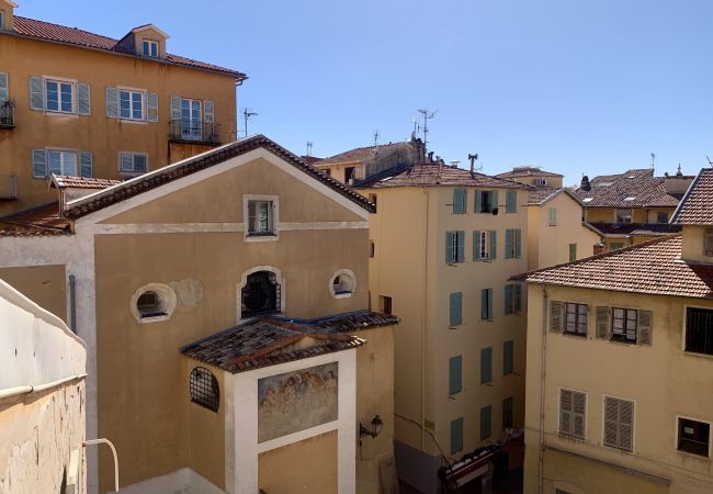  à Nice - A OT Les toits d'Augustin Old town